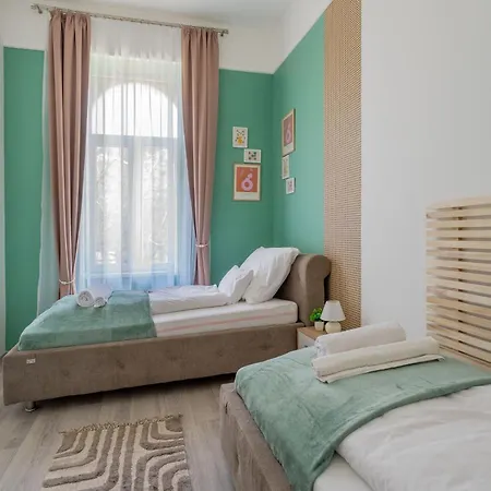 Efad Lux 3 Downtown